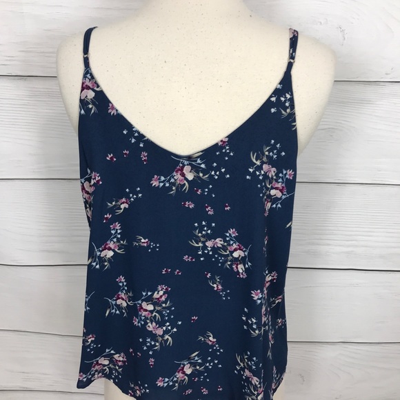 Top - Picture 4 of 5